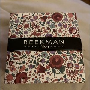 Beekman hand salve